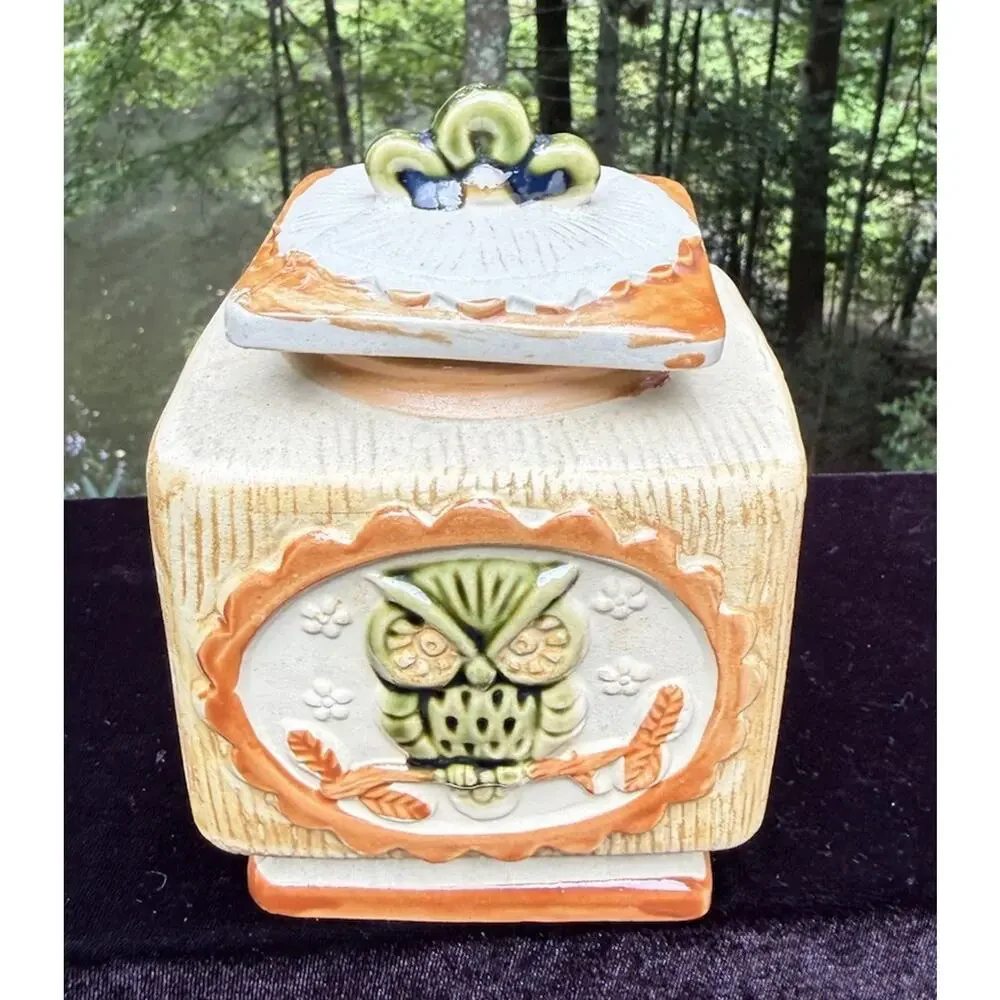 Vintage MCM 1960’s Owl Pottery Tea Jar With Cork Lid Rare!